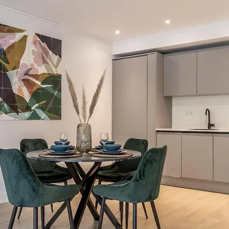 Modern Ground-floor With Garden *