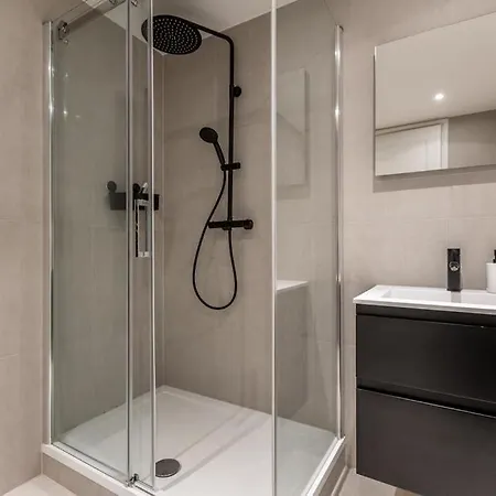 Modern Ground-floor With Garden アパート ロッテルダム