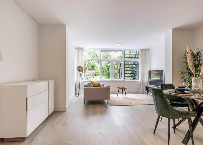 Modern Ground-floor With Garden *