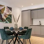 Modern Ground-floor With Garden *