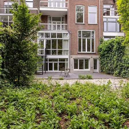 דירה Modern Ground-floor With Garden רוטרדם