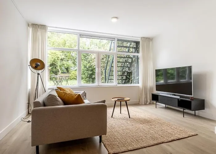 Modern Ground-floor With Garden * רוטרדם