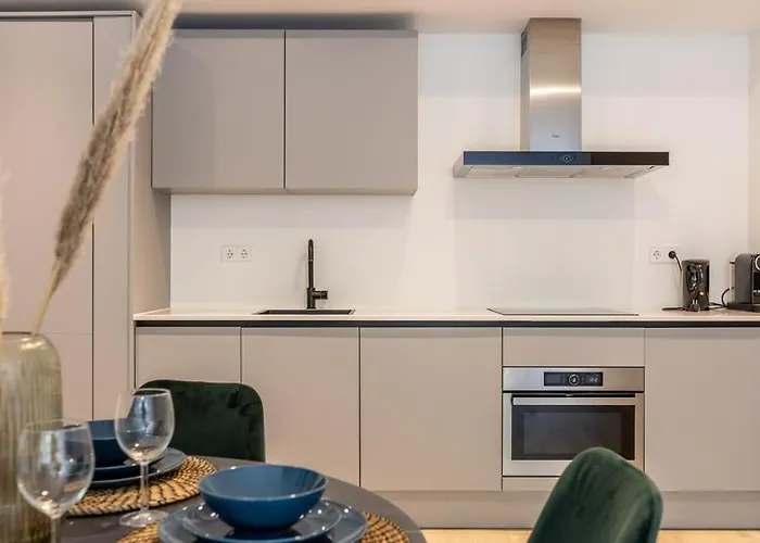 Modern Ground-floor With Garden