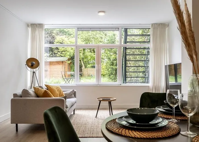 Modern Ground-floor With Garden * רוטרדם